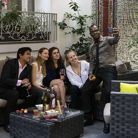Mercure Paris