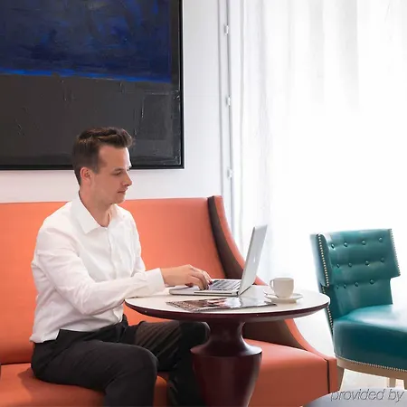 Mercure Paris