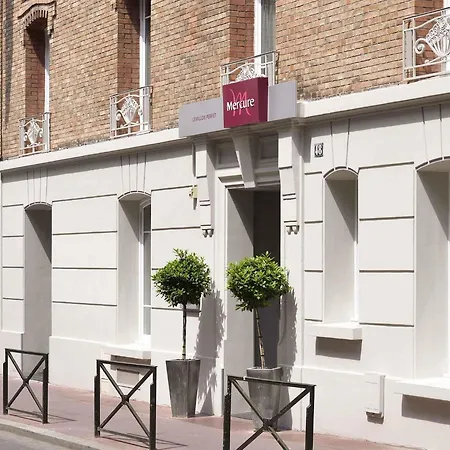 Mercure Paris 4*