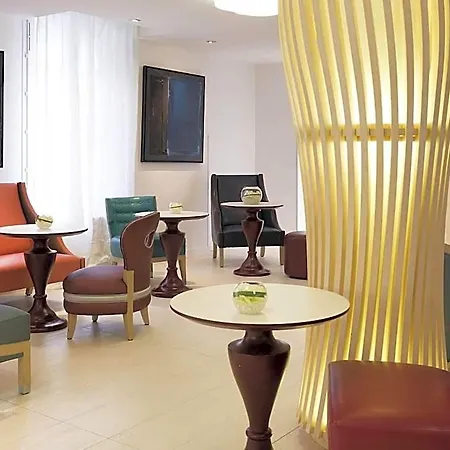 Mercure Paris