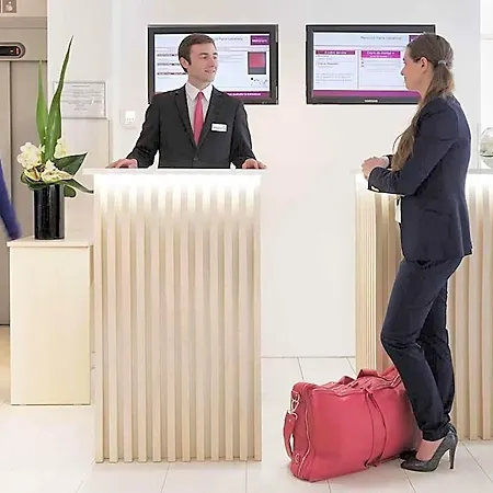 Отель Mercure Paris