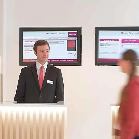Отель Mercure Paris Левалуа-Пере
