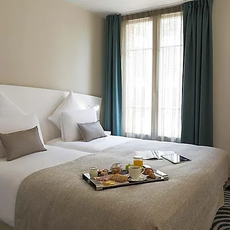 Отель Mercure Paris Левалуа-Пере
