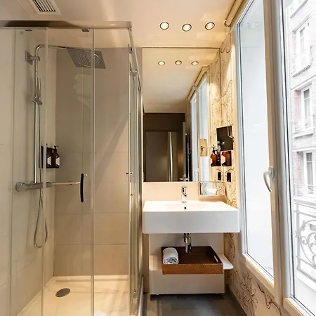 Mercure Paris 4*