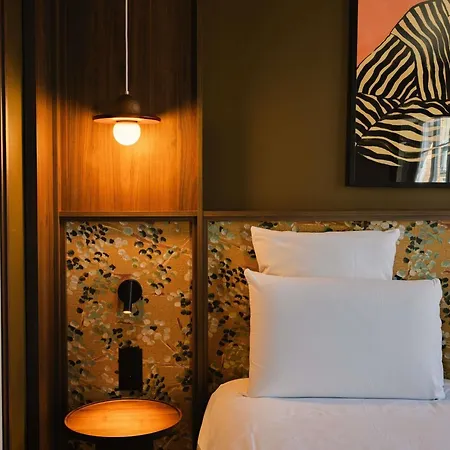 Mercure Paris