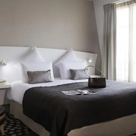 Mercure Paris Hotel 4*