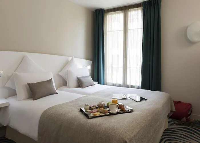 Mercure Paris Hotel 4*
